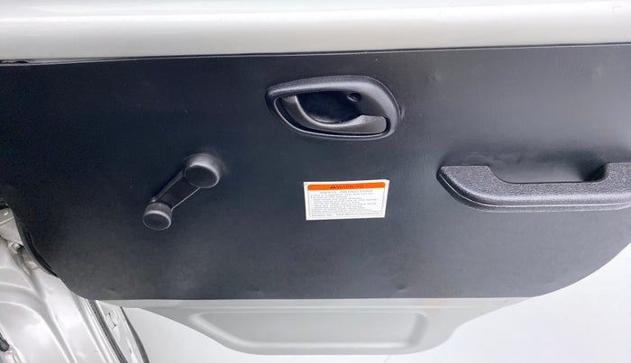 2021 Maruti Eeco 5 STR CNG WITH AC PLUSHTR, CNG, Manual, 8,503 km, Driver Side Door Panels Control