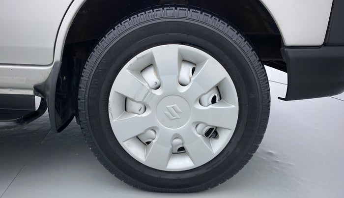 2021 Maruti Eeco 5 STR CNG WITH AC PLUSHTR, CNG, Manual, 8,503 km, Right Front Wheel