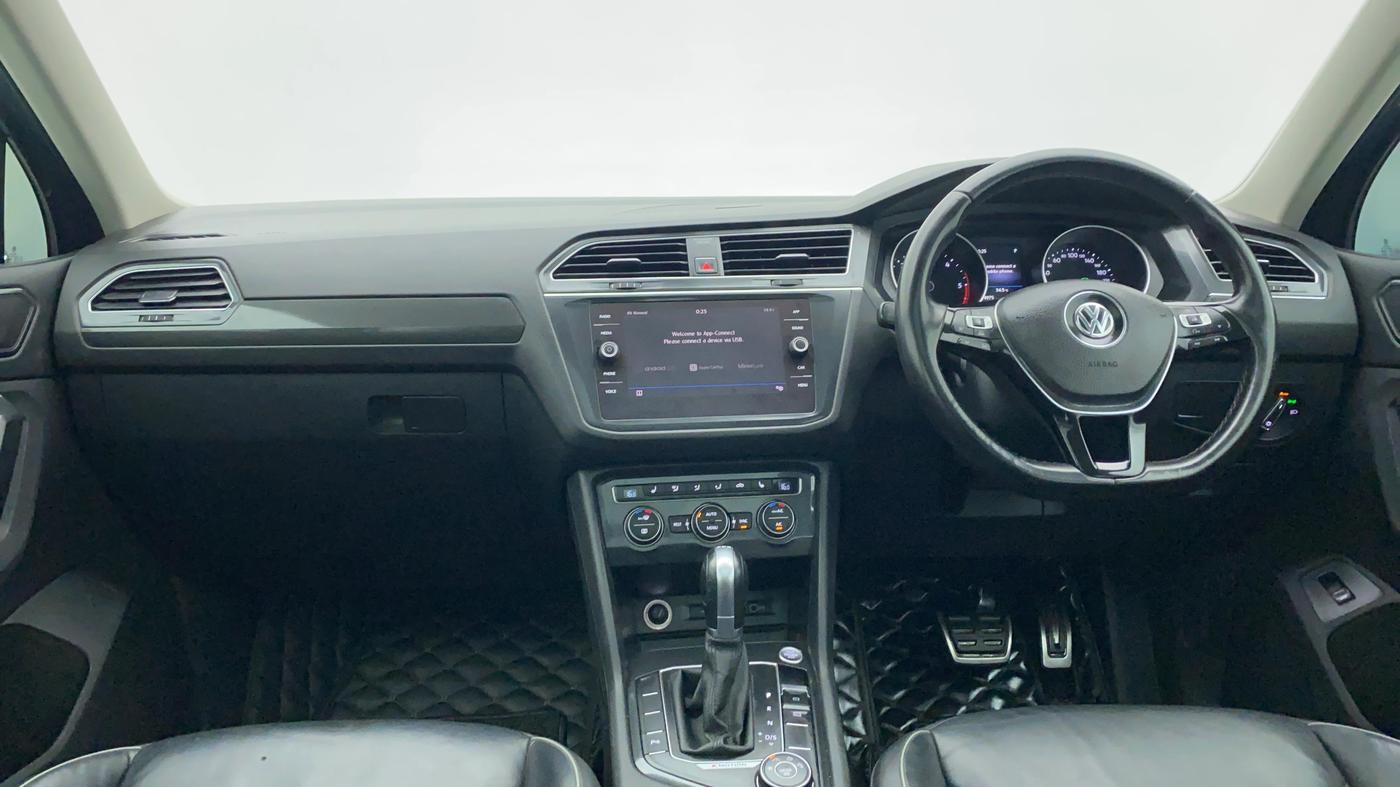 2018 Volkswagen TIGUAN HIGHLINE A/T, Diesel, Automatic, 76,254 km, Dashboard
