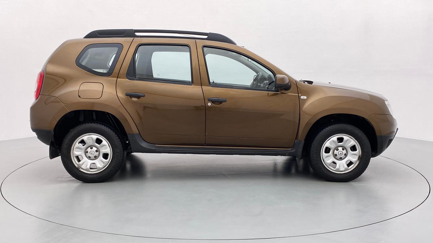 2014 Renault Duster 85 PS RXL, Diesel, Manual, 79,048 km, Right Side View