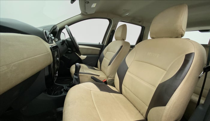 2014 Renault Duster 85 PS RXL, Diesel, Manual, 79,048 km, Right Side Front Door Cabin