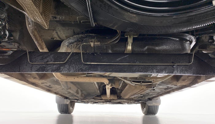 2014 Renault Duster 85 PS RXL, Diesel, Manual, 79,048 km, Rear Underbody