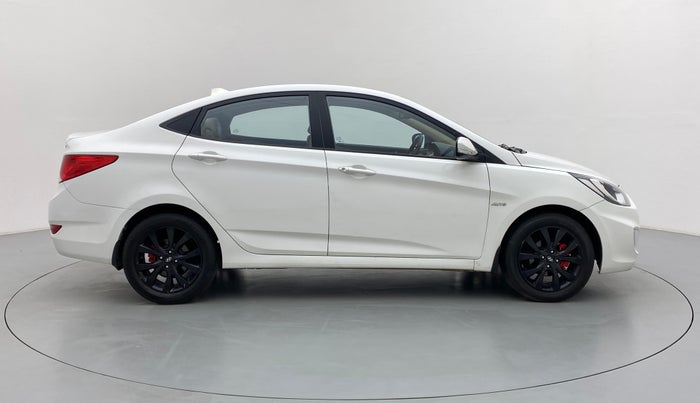 2014 Hyundai Verna FLUIDIC 1.6 VTVT SX AT, Petrol, Automatic, 32,528 km, Right Side View