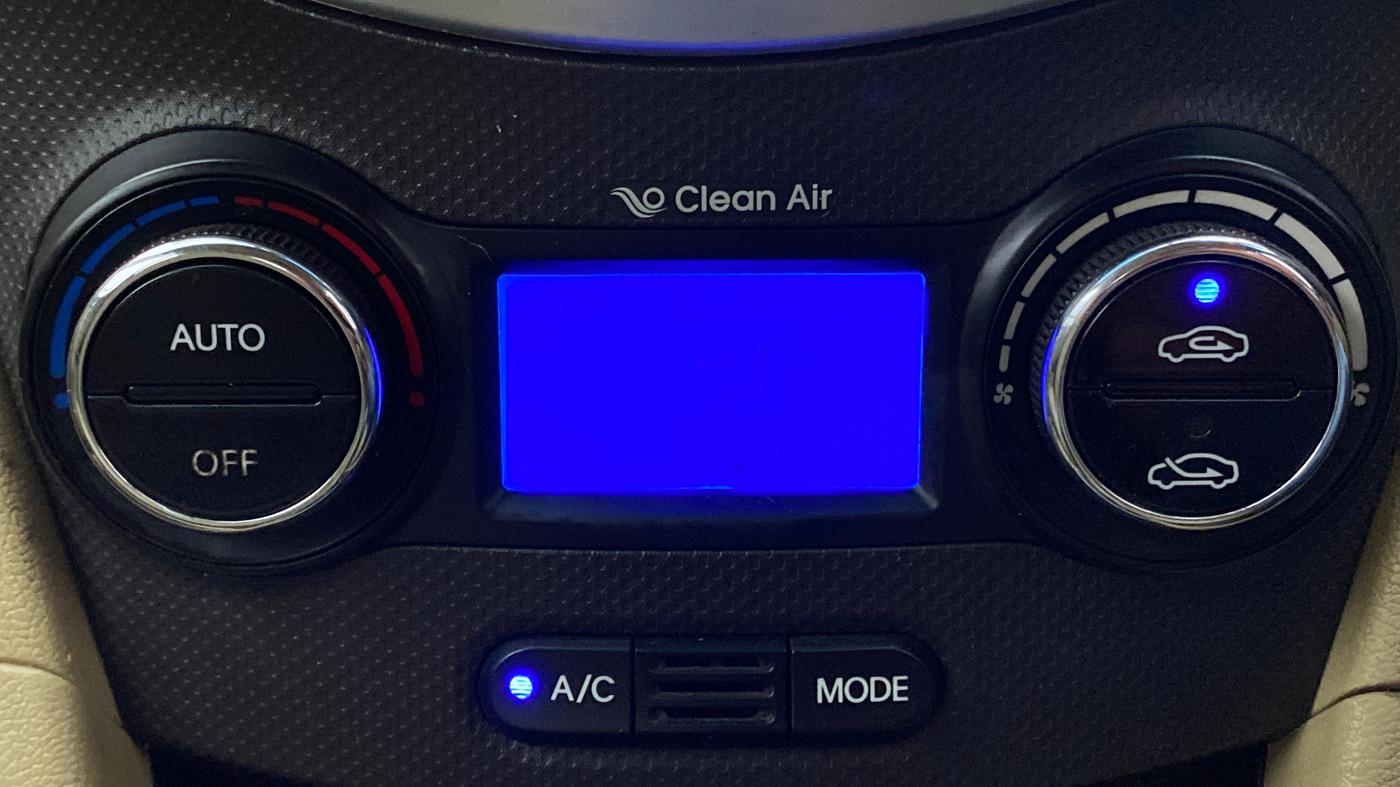 2014 Hyundai Verna FLUIDIC 1.6 VTVT SX AT, Petrol, Automatic, 32,528 km, Automatic Climate Control