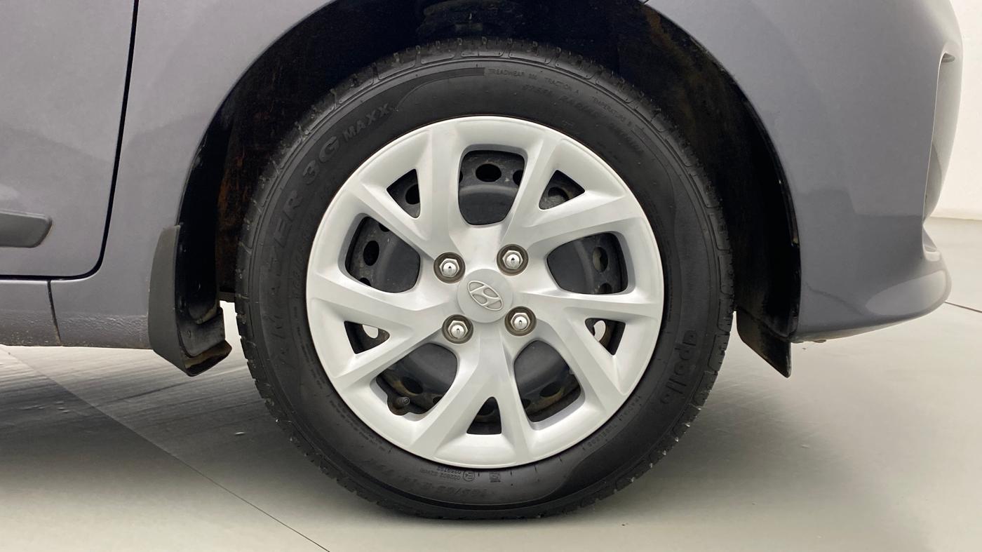 2019 Hyundai Grand i10 MAGNA 1.2 VTVT, Petrol, Manual, 4,229 km, Right Front Wheel