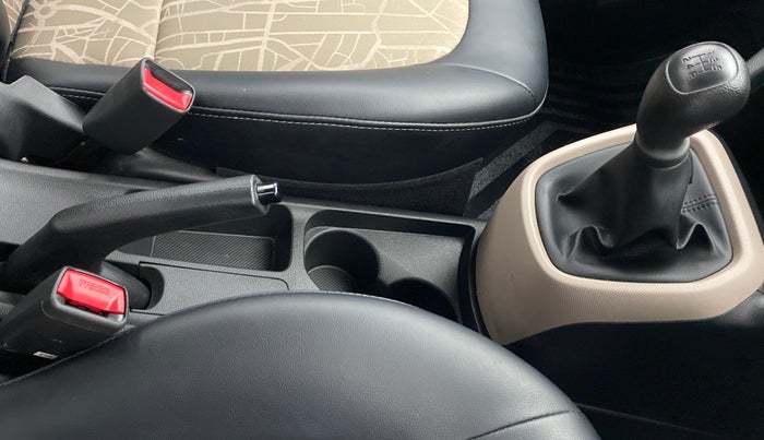 2019 Hyundai Grand i10 MAGNA 1.2 VTVT, Petrol, Manual, 4,229 km, Gear Lever