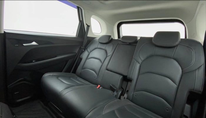 2019 MG HECTOR SHARP DCT PETROL, Petrol, Automatic, 37,934 km, Reclining Back Row Seats