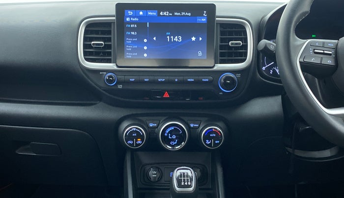 2021 Hyundai VENUE 1.0L Turbo GDI SX(O) MT, Petrol, Manual, 16,594 km, Air Conditioner