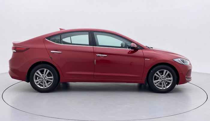 2017 Hyundai New Elantra 2.0 SX (O) MT, Petrol, Manual, 85,727 km, Right Side View
