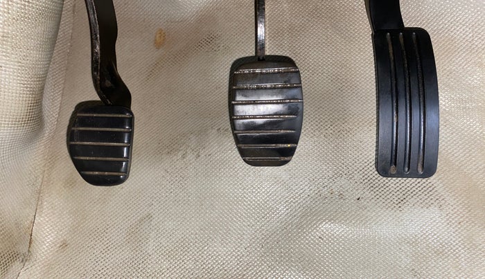 2016 Nissan Terrano XL (P), Petrol, Manual, 38,186 km, Pedals