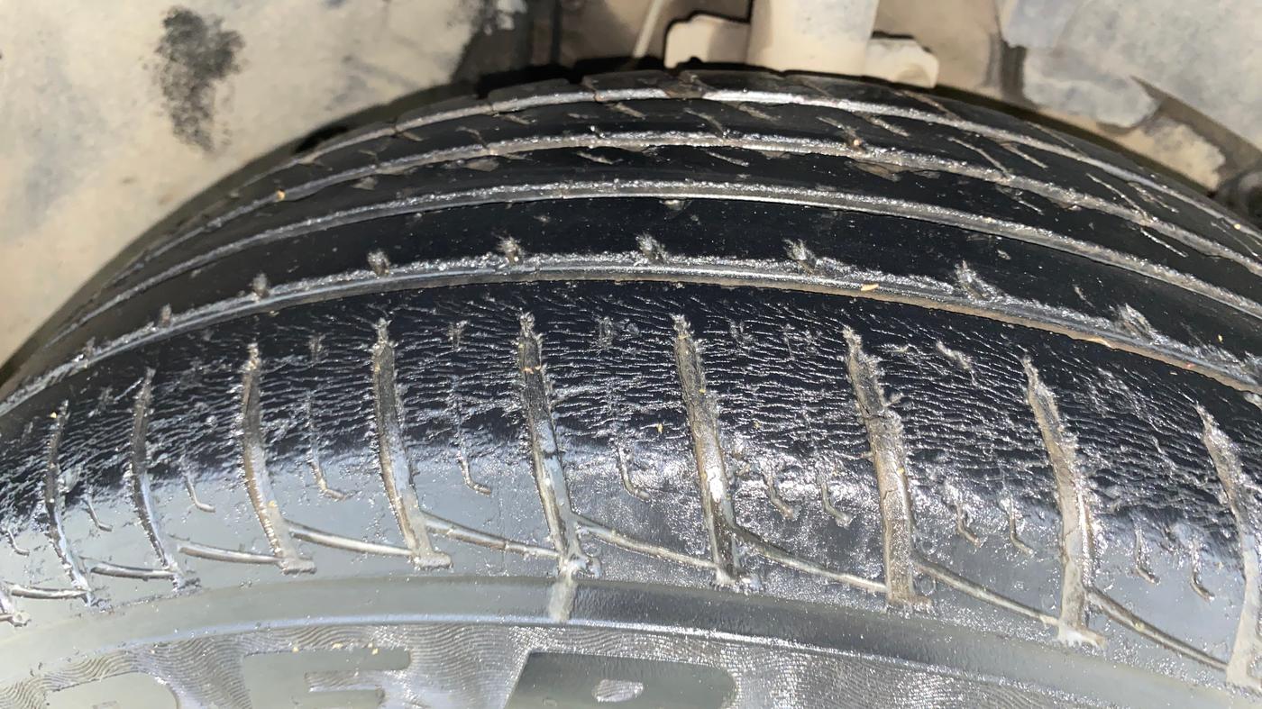 2016 Nissan Terrano XL (P), Petrol, Manual, 38,251 km, Right Front Tyre Tread