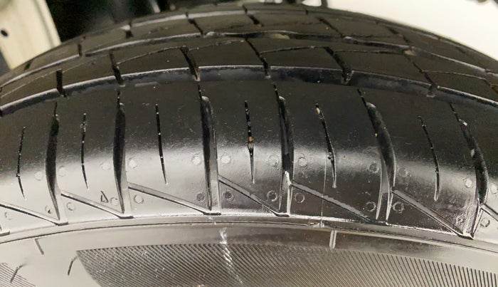 2021 Maruti Alto VXI, Petrol, Manual, 2,357 km, Left Rear Tyre Tread