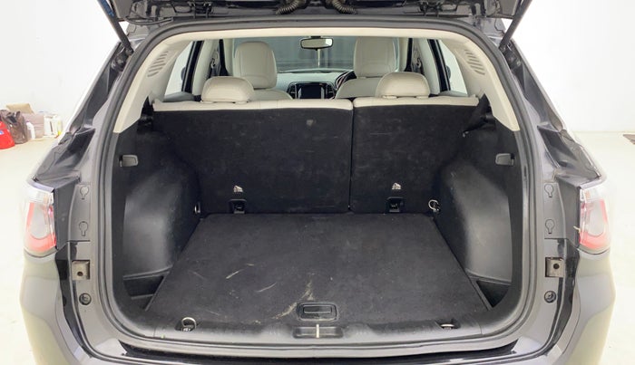 2018 Jeep Compass LIMITED 1.4 PETROL AT, Petrol, Automatic, 67,111 km, Boot Inside