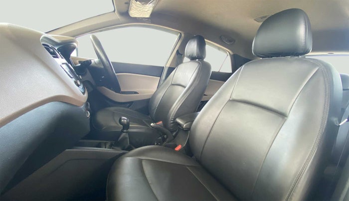 2020 Hyundai Elite i20 1.2 SPORTS PLUS VTVT, Petrol, Manual, 60,117 km, Right Side Front Door Cabin