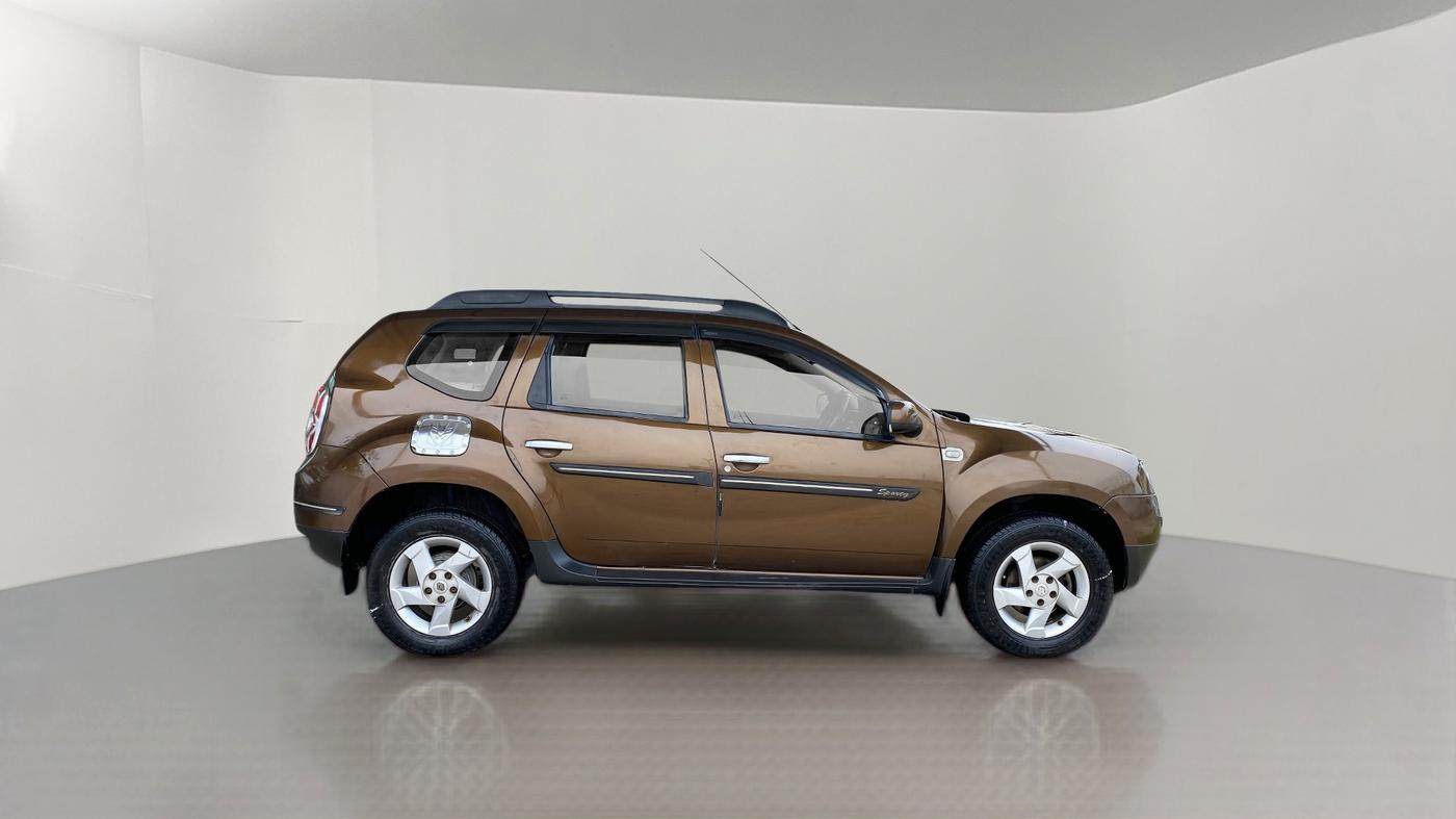 2015 Renault Duster 85 PS RXL OPT, Diesel, Manual, 26,741 km, Right Side View