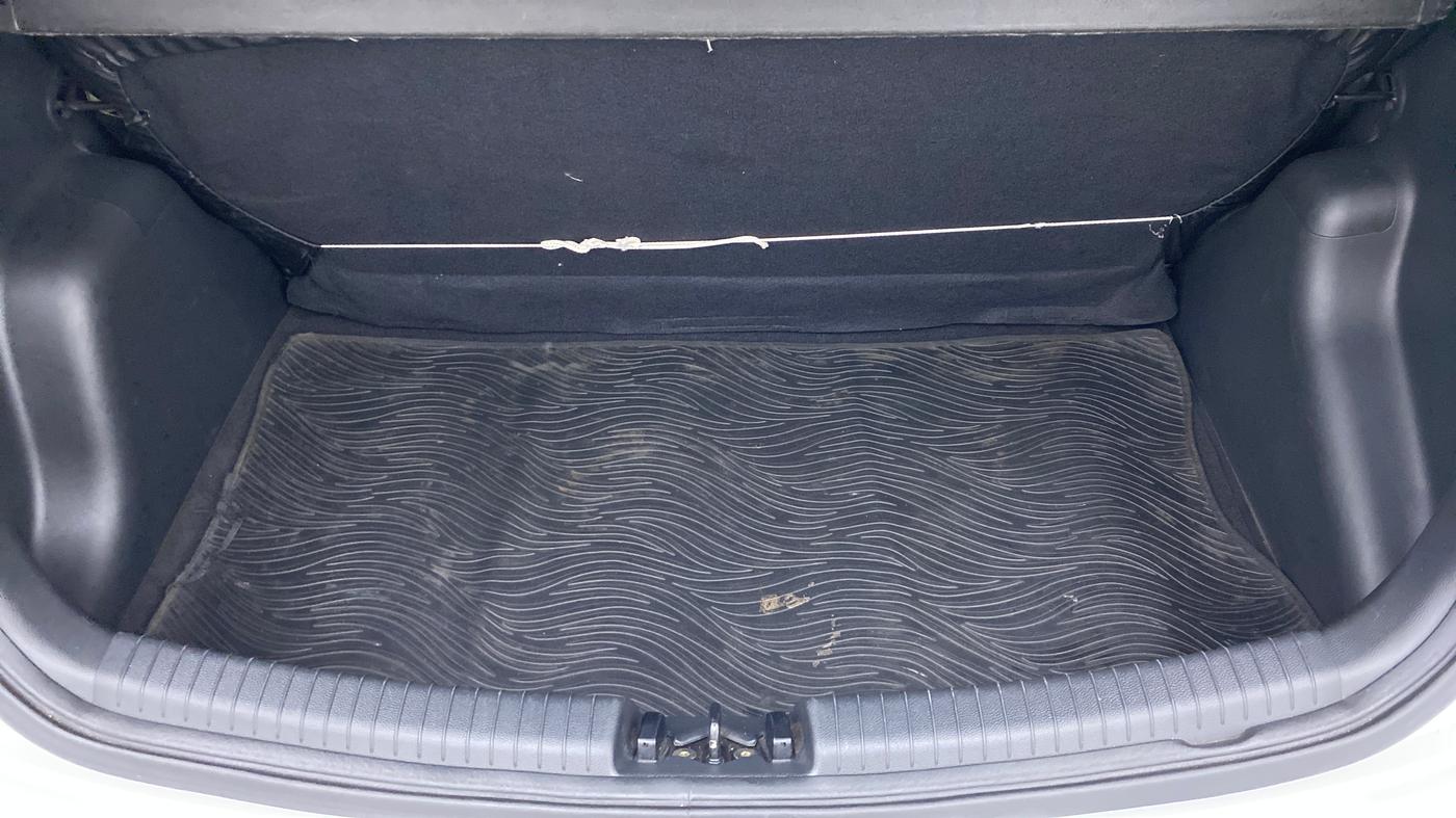 2019 Hyundai Grand i10 SPORTZ 1.2 KAPPA VTVT, Petrol, Manual, 32,723 km, Boot Inside