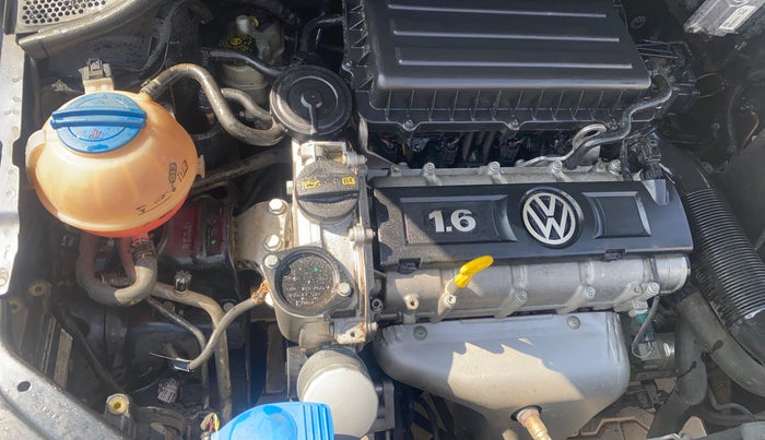 2015 Volkswagen Vento HIGHLINE 1.6 MPI, Petrol, Manual, 86,785 km, Engine View - Right