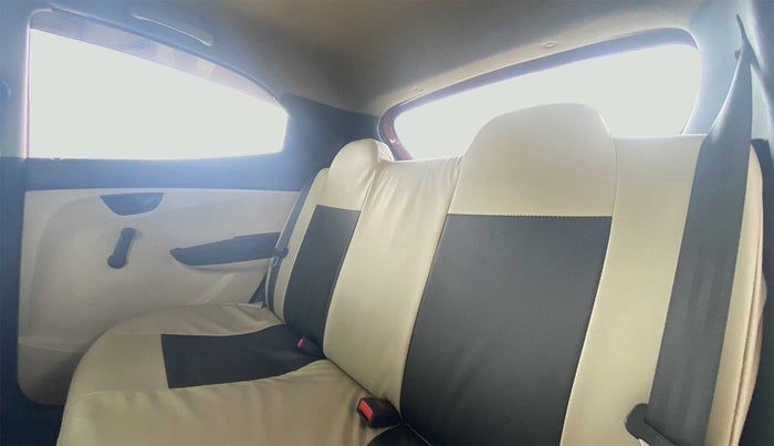 2015 Hyundai Eon ERA PLUS, Petrol, Manual, 22,818 km, Right Side Rear Door Cabin