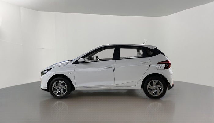 2021 Hyundai NEW I20 MAGNA 1.2 MT, Petrol, Manual, 4,926 km, Left Side
