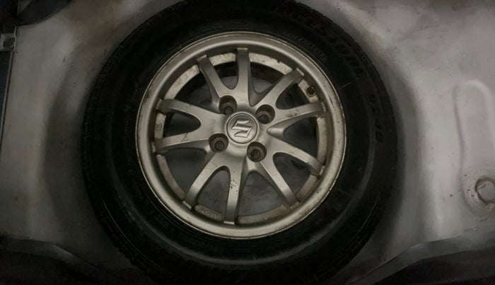 2014 Maruti Swift VXI, Petrol, Manual, 90,243 km, Spare Tyre