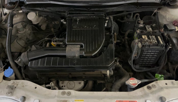 2014 Maruti Swift VXI, Petrol, Manual, 90,243 km, Engine View