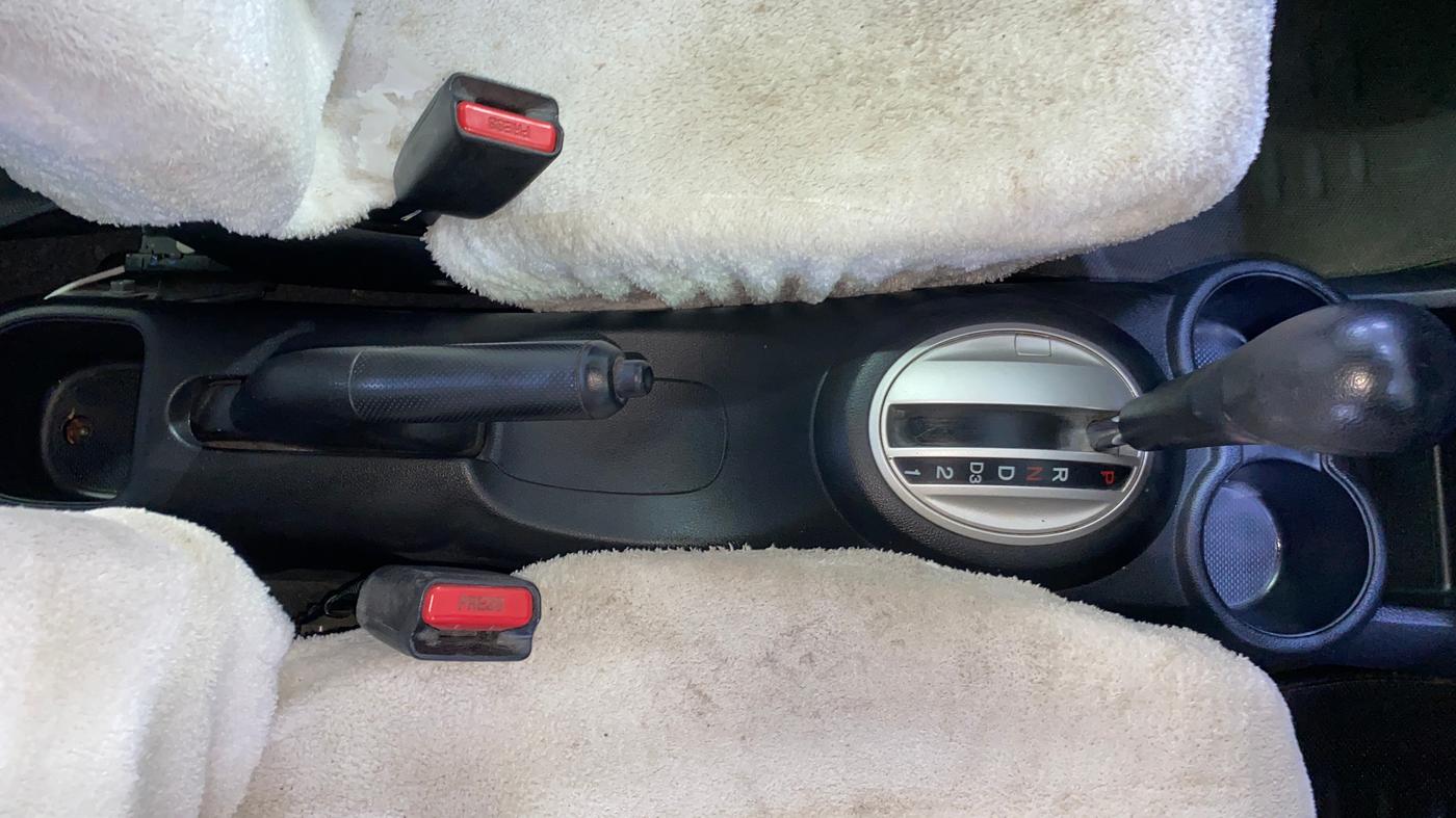 2015 Honda Brio VX AT, Petrol, Automatic, 73,981 km, Gear Lever
