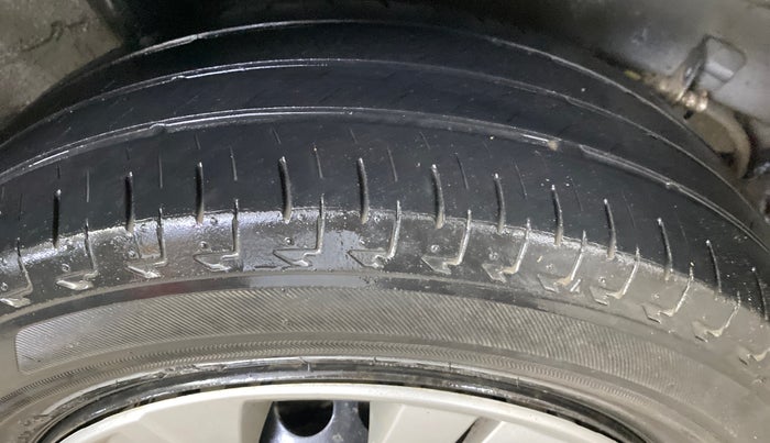 2022 Honda Amaze 1.2L I-VTEC S, Petrol, Manual, 28,060 km, Right Rear Tyre Tread