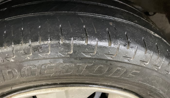 2022 Honda Amaze 1.2L I-VTEC S, Petrol, Manual, 28,060 km, Left Front Tyre Tread