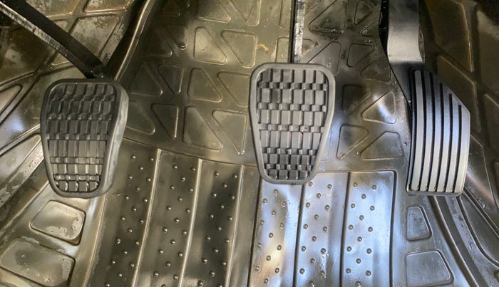 2020 Tata NEXON XM PETROL, Petrol, Manual, 27,258 km, Pedals