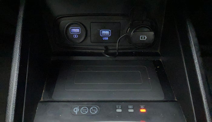 2019 Hyundai VENUE SX PLUS 1.0 TURBO DCT, Petrol, Automatic, 60,468 km, Wireless Charger