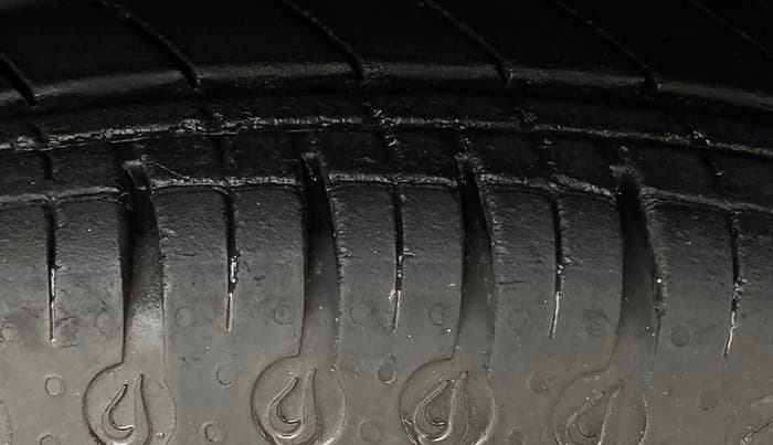 2020 Renault Kwid RXT 1.0 AMT (O), Petrol, Automatic, 9,406 km, Right Front Tyre Tread