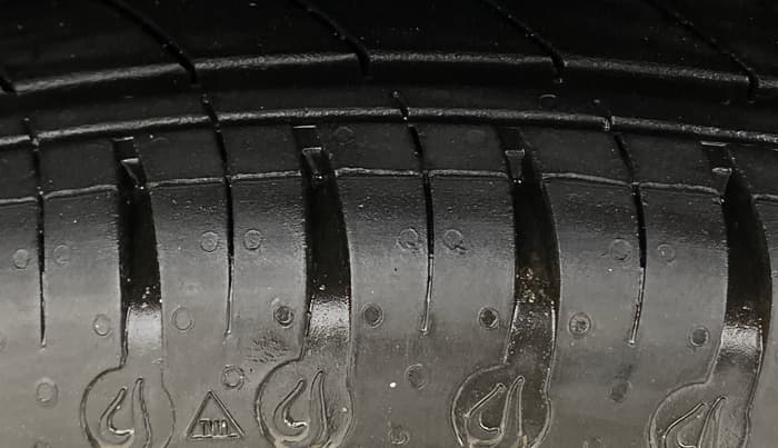 2020 Renault Kwid RXT 1.0 AMT (O), Petrol, Automatic, 9,406 km, Left Front Tyre Tread