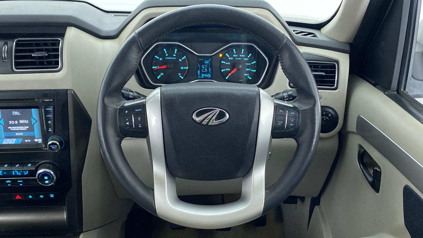 2018 Mahindra Scorpio S11, Diesel, Manual, 84,667 km, Steering Wheel Close Up