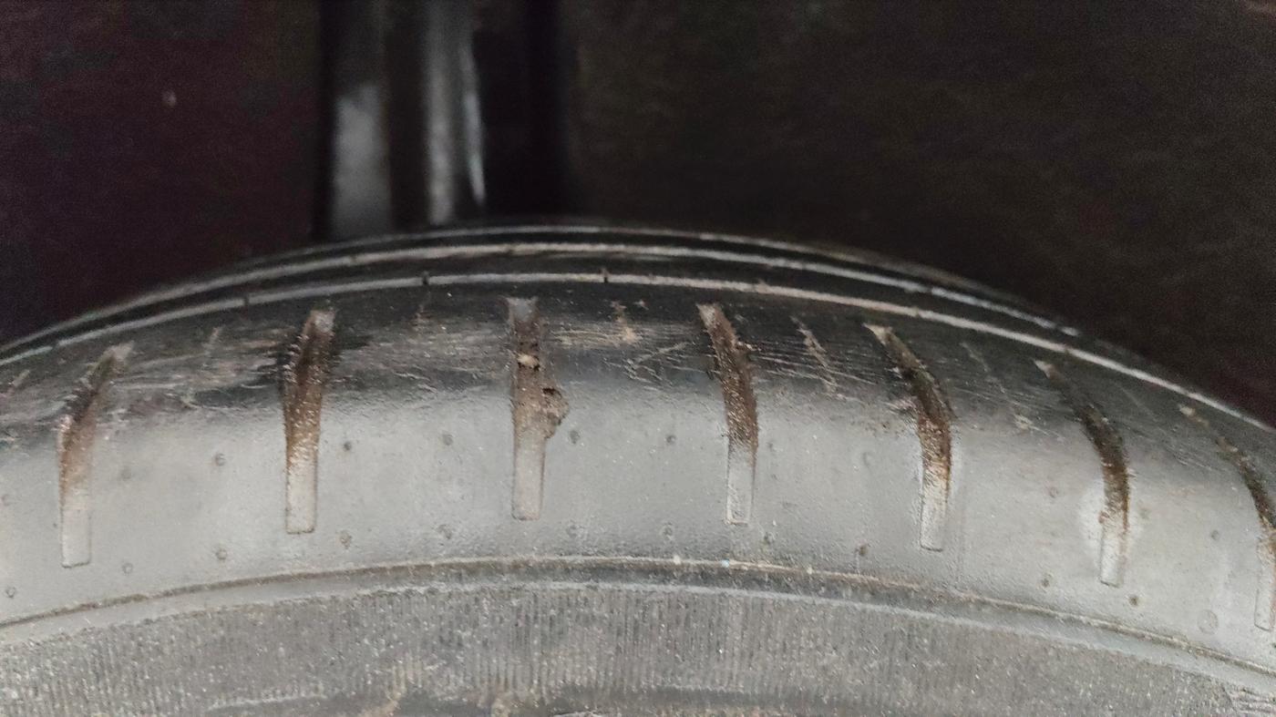 2020 Maruti Baleno ZETA CVT PETROL 1.2, Petrol, Automatic, 49,542 km, Right Rear Tyre Tread