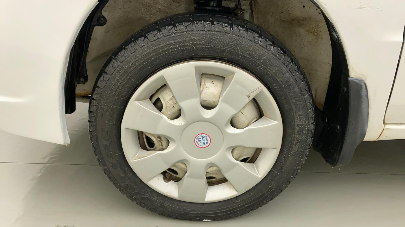 2013 Maruti Zen Estilo LXI, Petrol, Manual, 55,309 km, Left Front Wheel