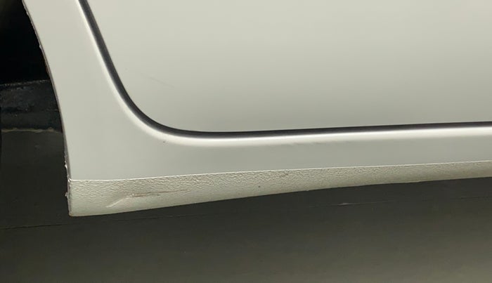 2012 Honda Brio E MT, Petrol, Manual, 83,642 km, Right running board - Slightly dented