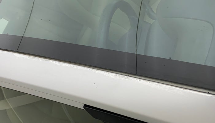 2012 Honda Brio E MT, Petrol, Manual, 83,642 km, Right A pillar - Slightly rusted