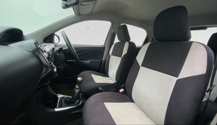 2015 Toyota Etios CROSS 1.5 V, Petrol, Manual, 61,364 km, Right Side Front Door Cabin