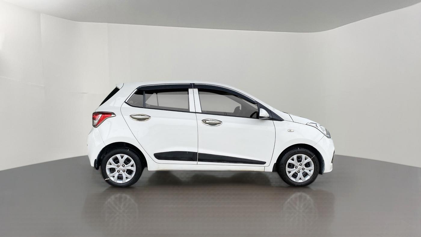 2015 Hyundai Grand i10 MAGNA 1.2 VTVT, Petrol, Manual, 38,094 km, Right Side View