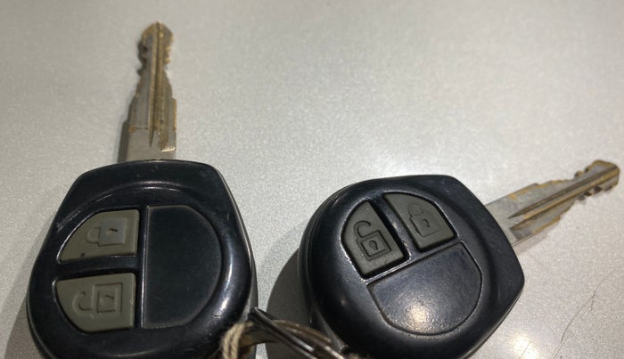 2017 Maruti Wagon R 1.0 VXI, Petrol, Manual, 41,392 km, Key Close Up