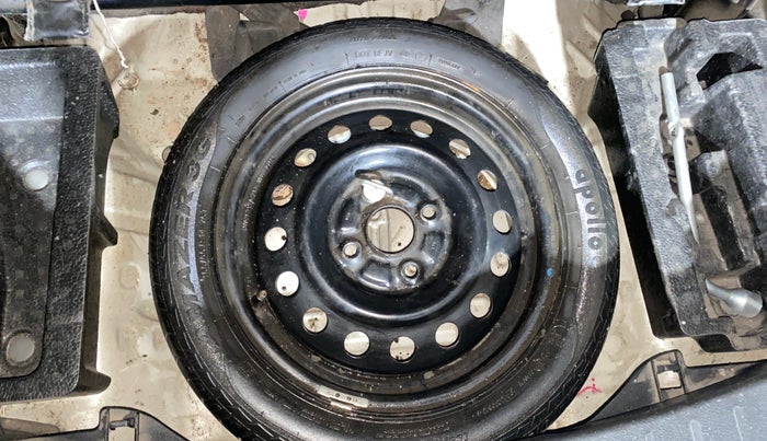 2017 Maruti Wagon R 1.0 VXI, Petrol, Manual, 41,392 km, Spare Tyre