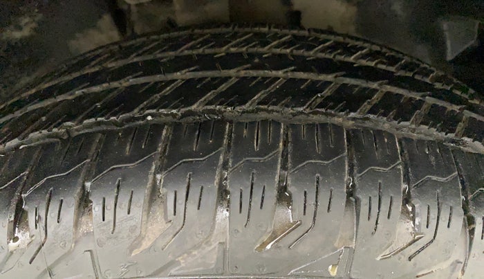 2019 Tata Harrier XZ 2.0L, Diesel, Manual, 52,072 km, Right Front Tyre Tread