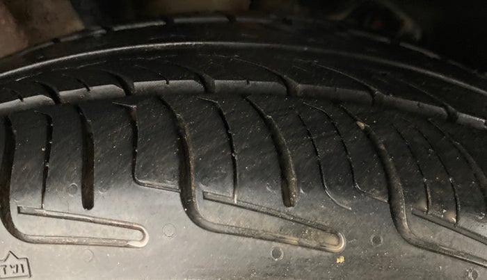 2018 Tata Tiago XZ 1.2 REVOTRON, Petrol, Manual, 56,043 km, Right Front Tyre Tread