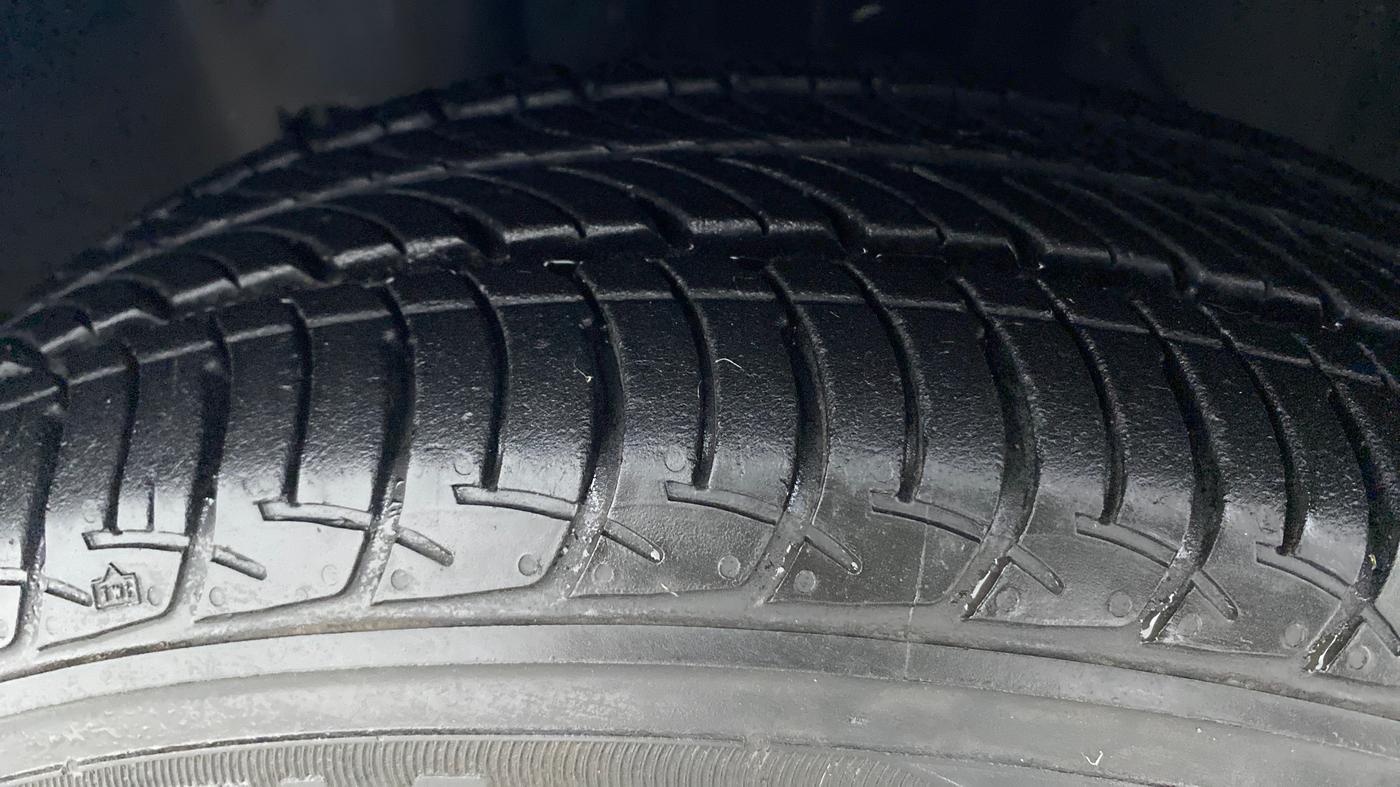 2019 Datsun Go Plus T(O) CVT, Petrol, Automatic, 2,337 km, Left Front Tyre Tread