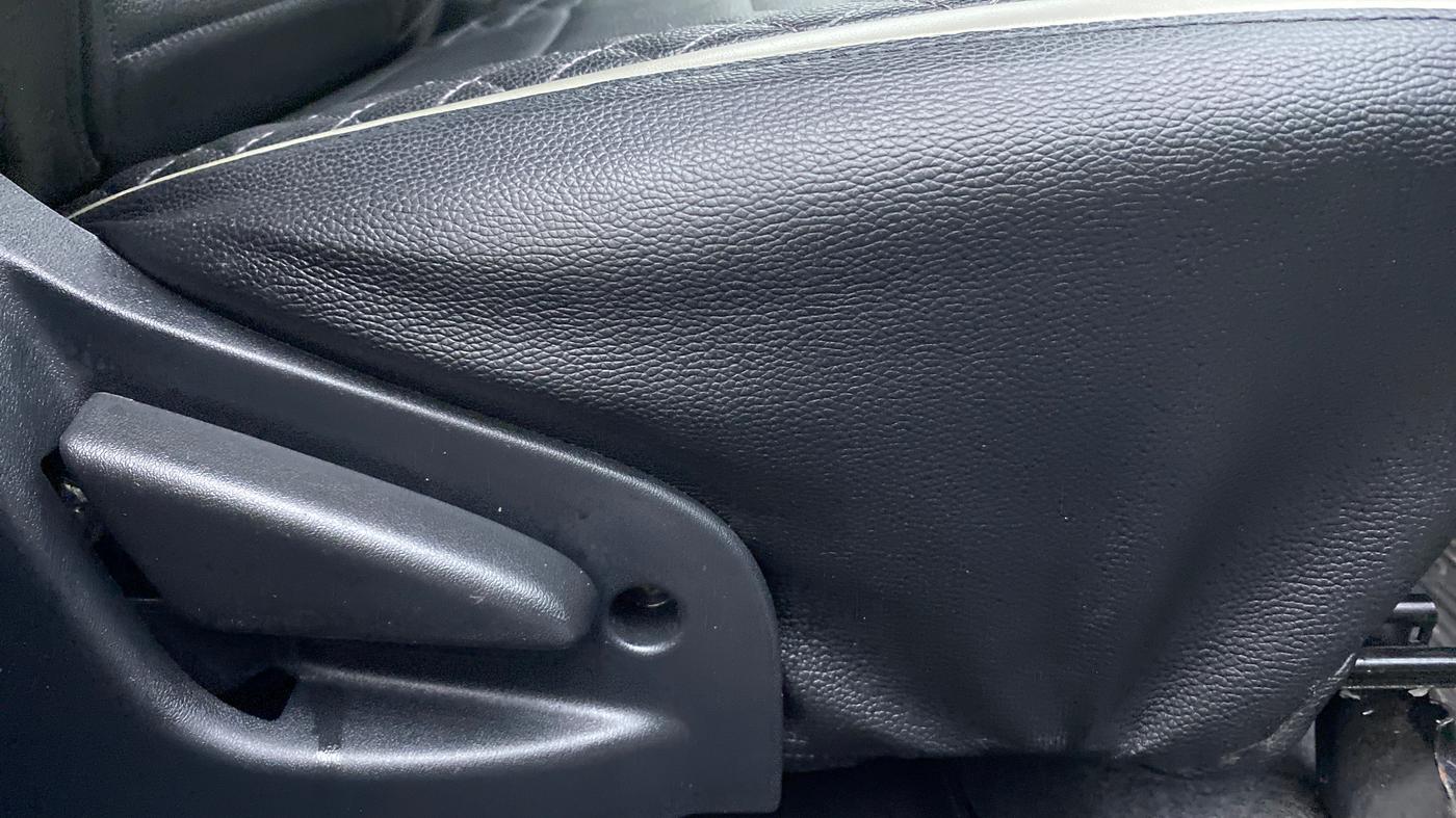 2019 Datsun Go Plus T(O) CVT, Petrol, Automatic, 2,337 km, Driver Side Adjustment Panel