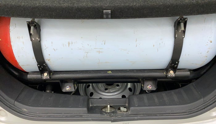 2018 Maruti Wagon R 1.0 LXI CNG, CNG, Manual, 51,974 km, Boot Inside