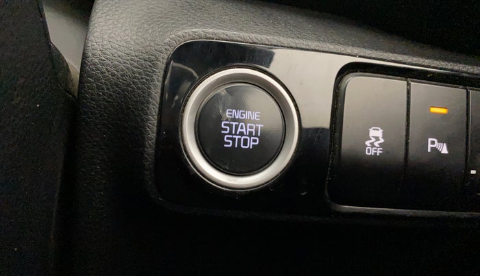 2022 KIA SONET GTX PLUS 1.0 DCT, Petrol, Automatic, 44,337 km, Keyless Start/ Stop Button