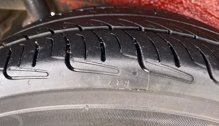 2018 Maruti Wagon R 1.0 VXI PLUS, Petrol, Manual, 60,009 km, Right Rear Tyre Tread