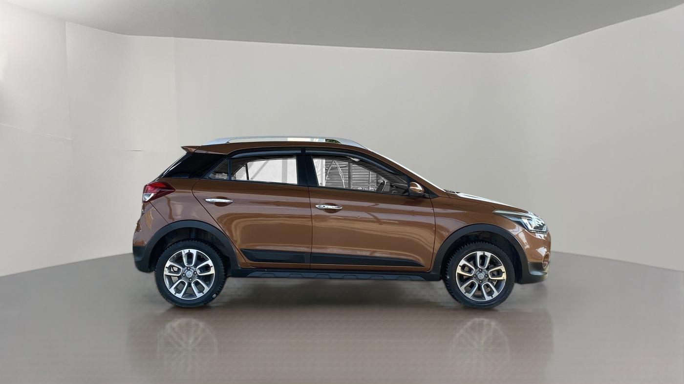 2018 Hyundai i20 Active 1.4 SX, Diesel, Manual, 22,347 km, Right Side View