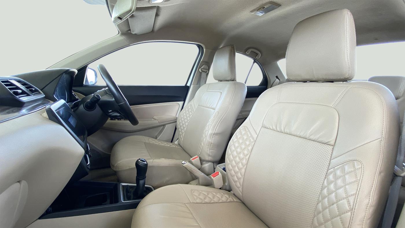 2021 Maruti Dzire VXI, Petrol, Manual, 62,419 km, Right Side Front Door Cabin